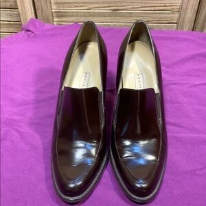 Apostrophe Elegant Brown Loafers for Women Size 9.5
